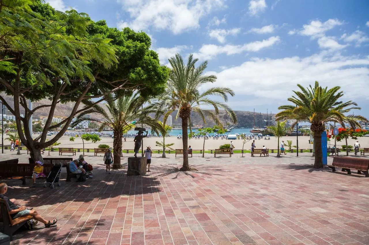 Sunny Studio Flat Apartment Los Cristianos  Spain