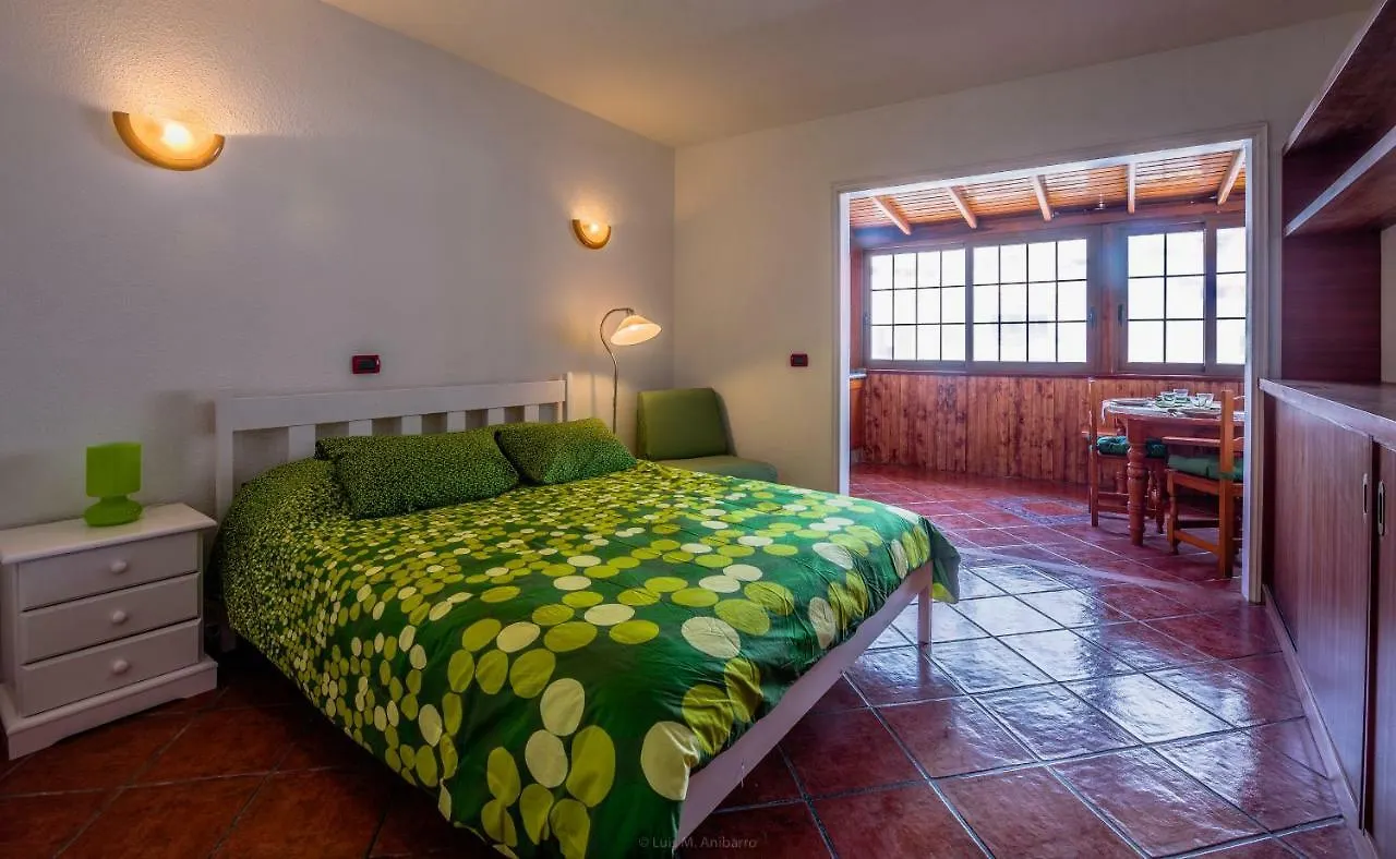 Sunny Studio Flat Apartment Los Cristianos  Spain